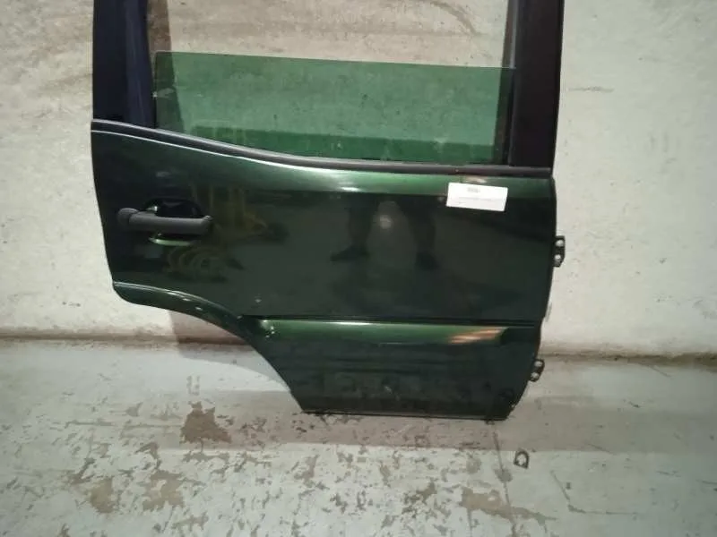 Puerta Trasera Derecha para Nissan Terrano/Terrano.ii (R20)