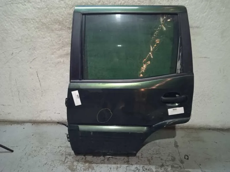 Puerta Trasera Izquierda para Nissan Terrano/Terrano.ii (R20)