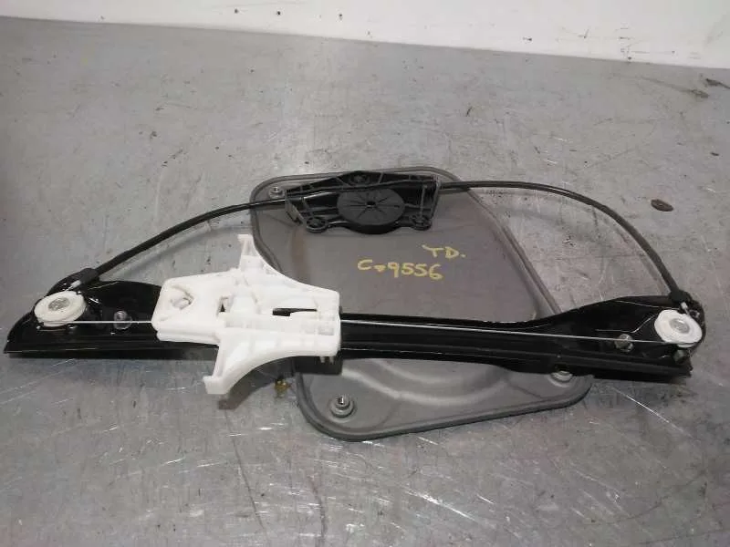 Elevalunas Trasero Derecho para Skoda Fabia (5J2 )
