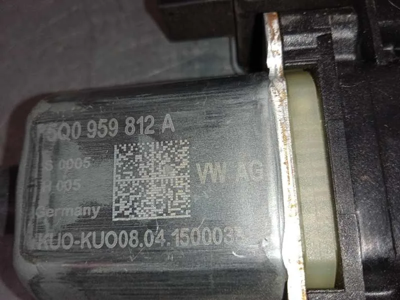 Motor Elevalunas Trasero Derecho para Seat Leon (5F1)