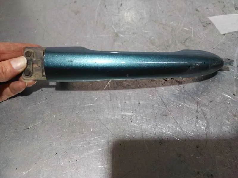 Maneta Exterior Delantera Izquierda para Nissan Primera Berlina (P12)