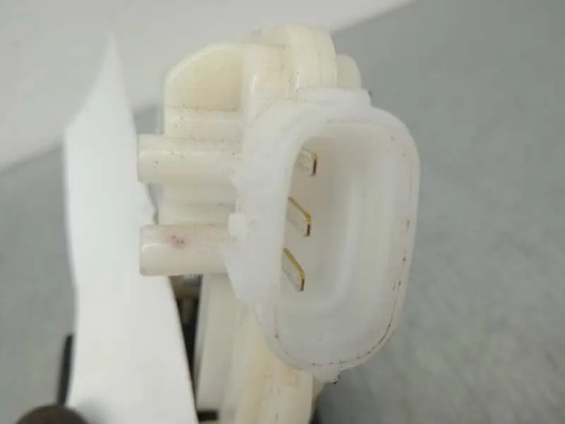 Cerradura Maletero / Porton para Toyota Auris