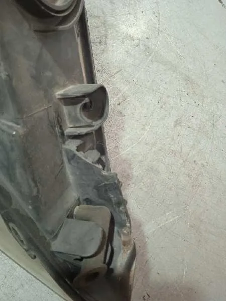 Faro Izquierdo para Ford Mondeo Ber. (Ca2)
