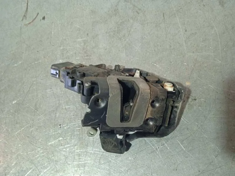 Cerradura Puerta Trasera Derecha para Ford Mondeo Ber. (Ca2)