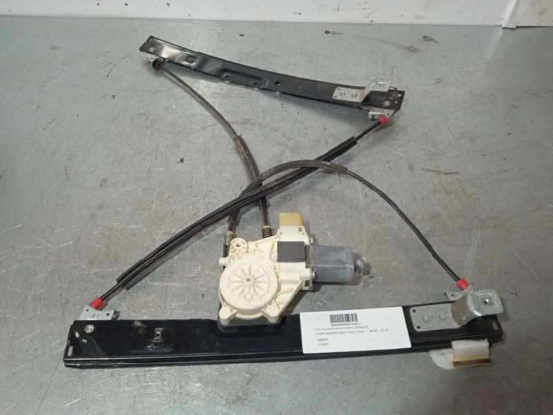 Elevalunas Delantero Derecho para Ford Mondeo Ber. (Ca2)