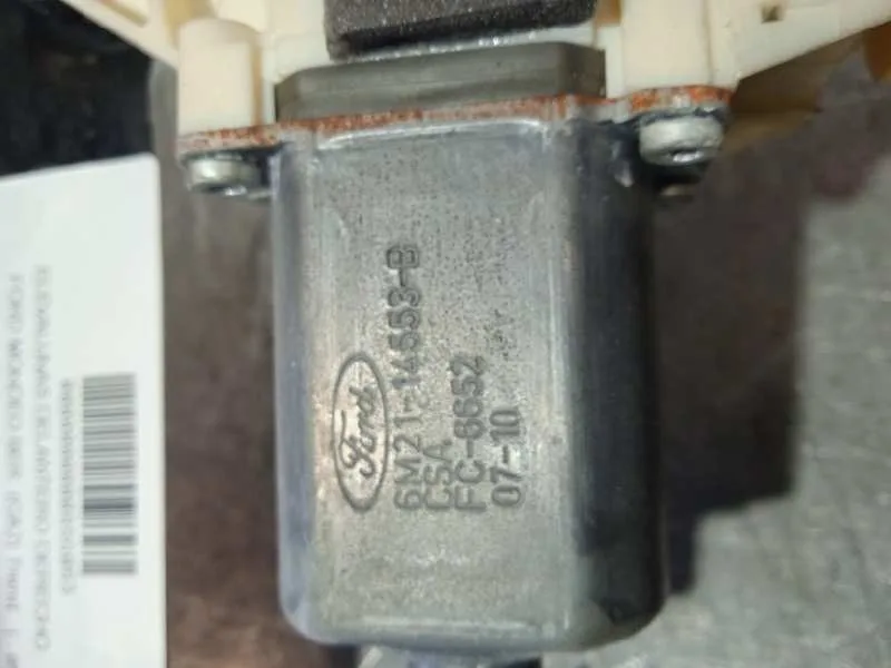 Elevalunas Delantero Derecho para Ford Mondeo Ber. (Ca2)