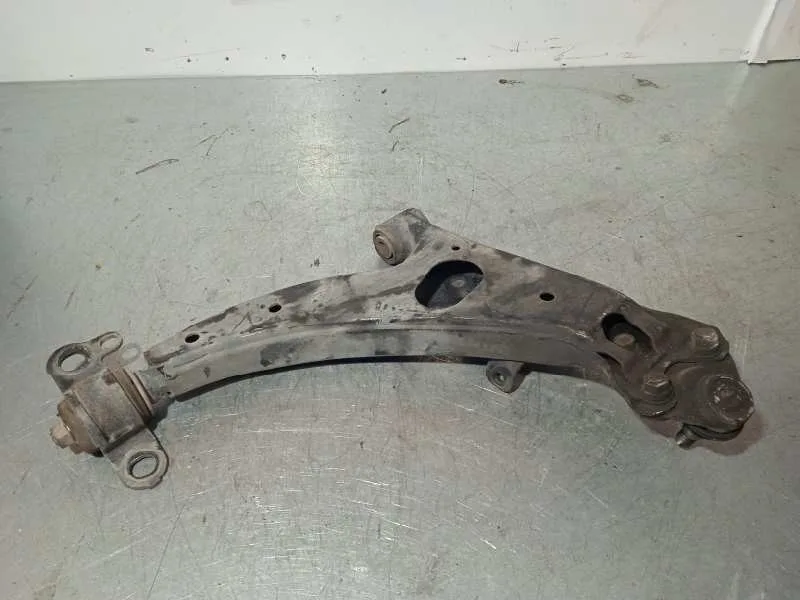 Brazo Suspension Inferior Delantero Izquierdo para Toyota Rav 4 Funcruiser (A1)