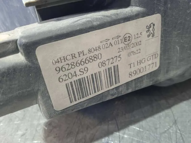 Faro Izquierdo para Peugeot 206 Berlina