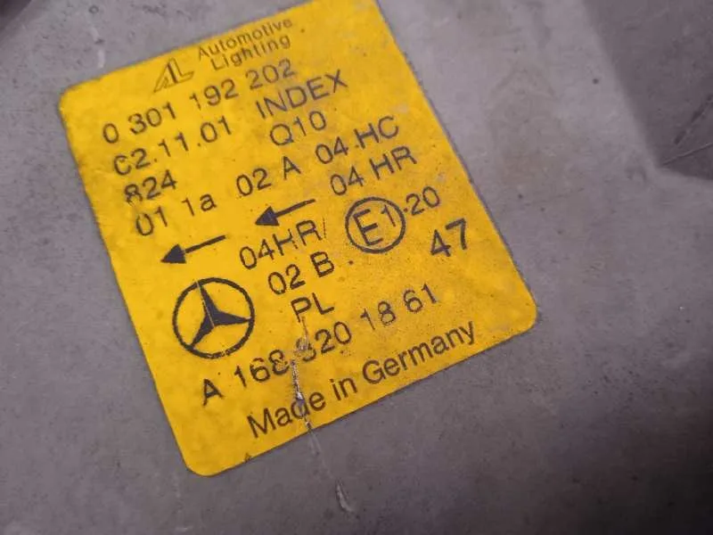Faro Derecho para Mercedes-Benz Clase A (W168)