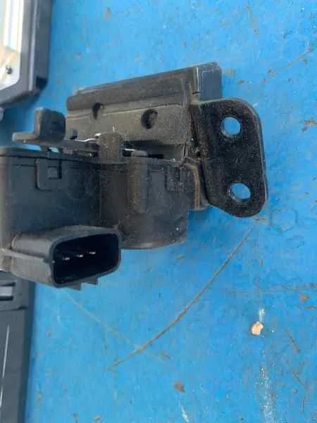Cerradura Maletero / Porton para Kia Cee'd Sporty Wagon