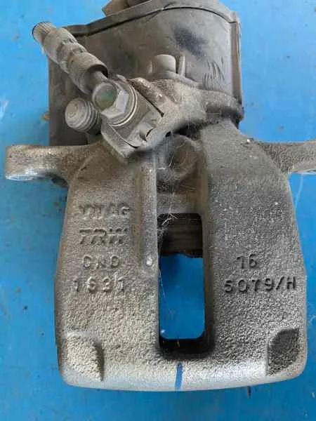 Pinza Freno Trasera Derecha para Volkswagen Passat Variant (365)