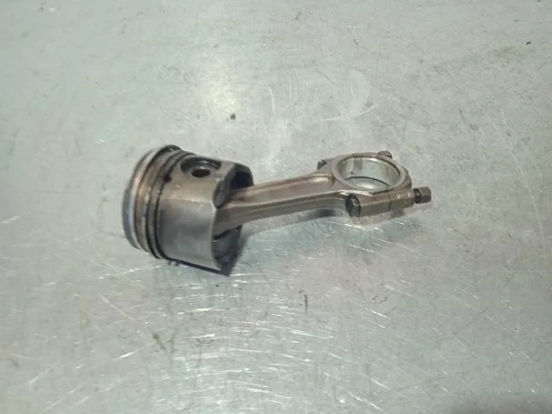 Piston para Fiat Ulysse (179)