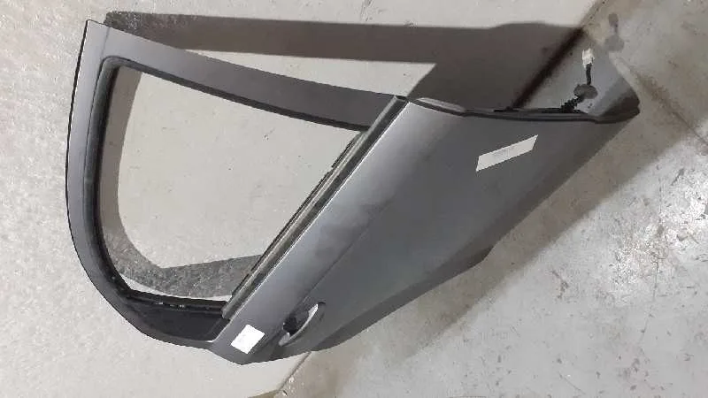 Puerta Trasera Derecha para Chevrolet Aveo