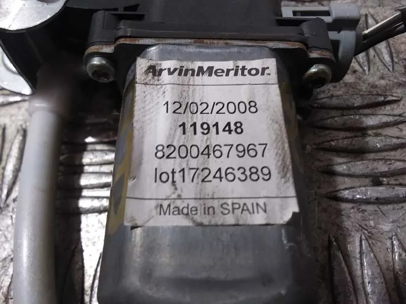 Elevalunas Delantero Derecho para Nissan Interstar Mod. 04 (X70)