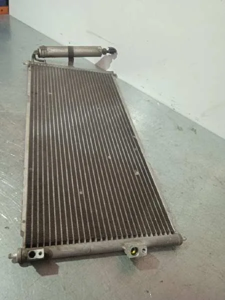 Condensador / Radiador Aire Acondicionado para Nissan Primera Berlina (P12)
