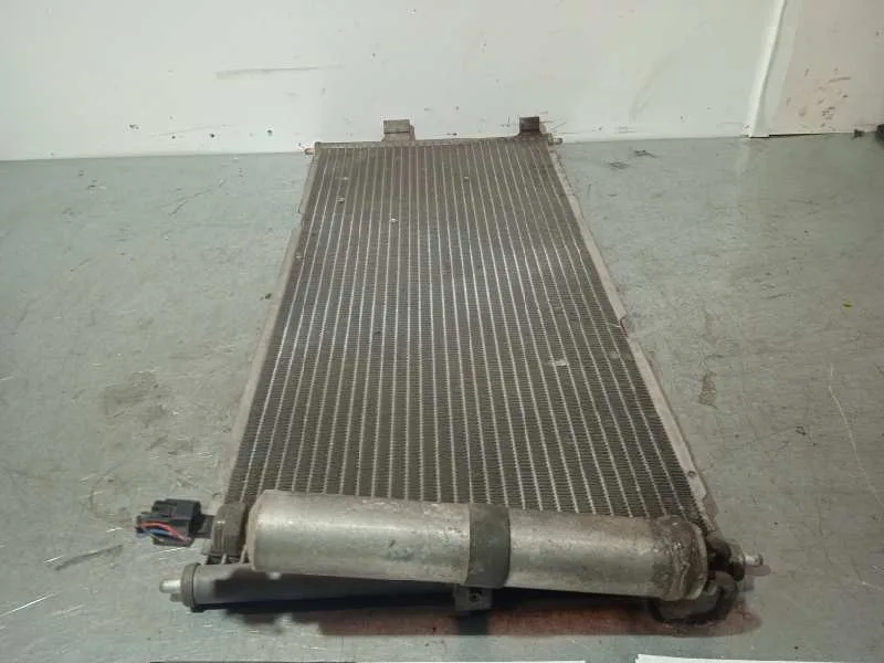 Condensador / Radiador Aire Acondicionado para Nissan Primera Berlina (P12)