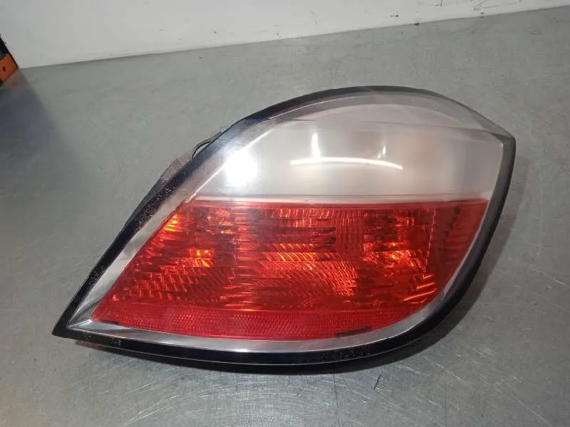 Piloto Trasero Derecho para Opel Astra H Ber.