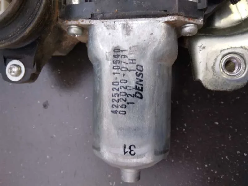Elevalunas Delantero Izquierdo para Toyota Rav 4 (A3)
