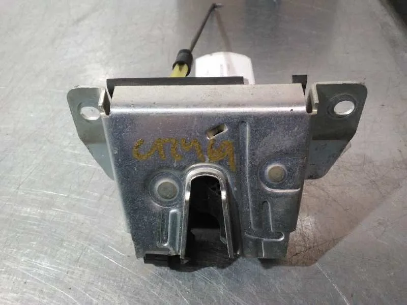 Cerradura Maletero / Porton para Mercedes-Benz Clase M (W163)