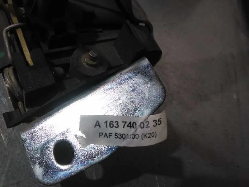 Cerradura Maletero / Porton para Mercedes-Benz Clase M (W163)