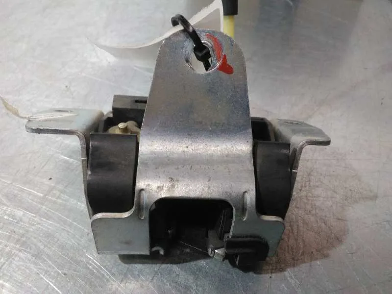 Cerradura Maletero / Porton para Mercedes-Benz Clase M (W163)