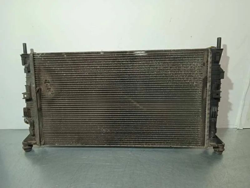 Radiador Agua para Ford Focus Turnier (Cb4)
