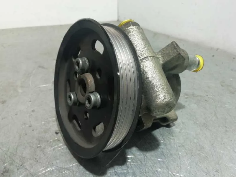 Bomba Direccion para Volkswagen Polo Berlina (6N1)