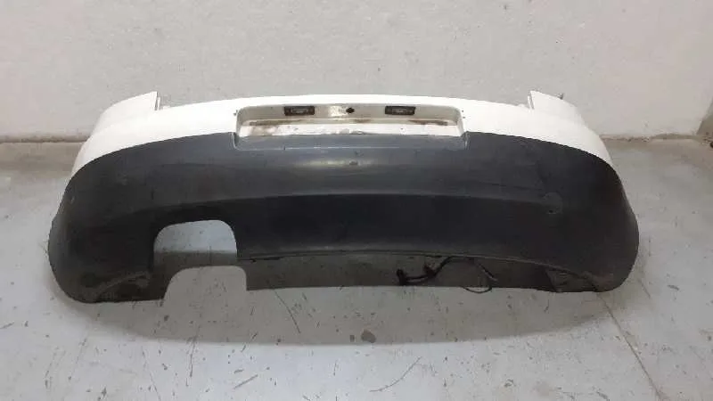 Paragolpes Trasero para Volkswagen Golf V Berlina (1K1)