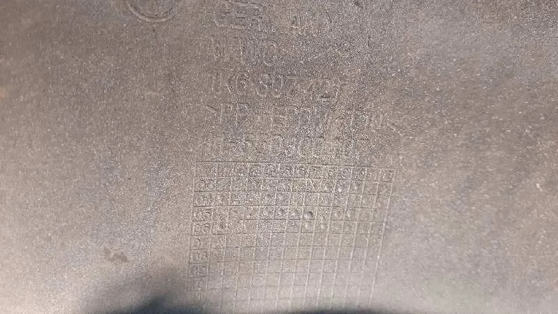Paragolpes Trasero para Volkswagen Golf V Berlina (1K1)