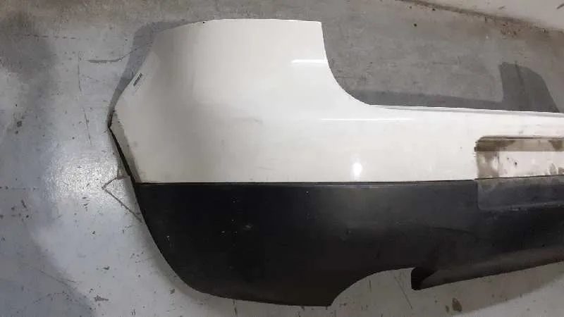 Paragolpes Trasero para Volkswagen Golf V Berlina (1K1)