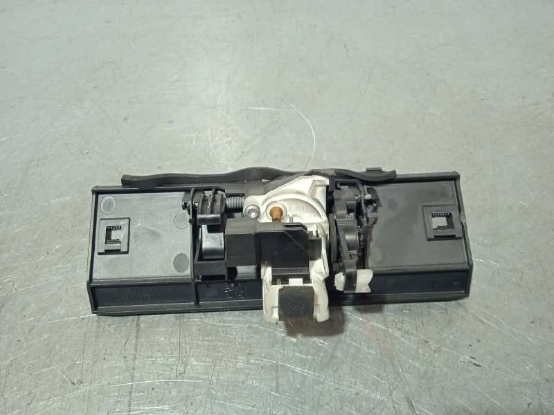 Maneta Exterior Porton para Peugeot 206 Berlina