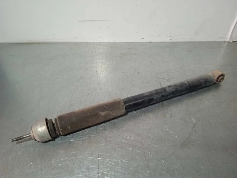 Amortiguador Trasero Izquierdo para Nissan Juke (F15)