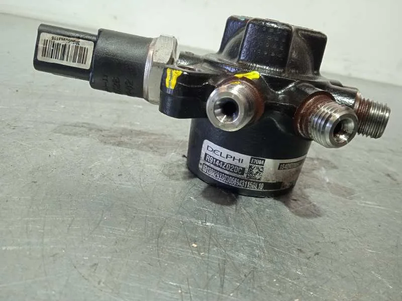 Rampa Inyectora para Ford Focus Berlina (Cak)
