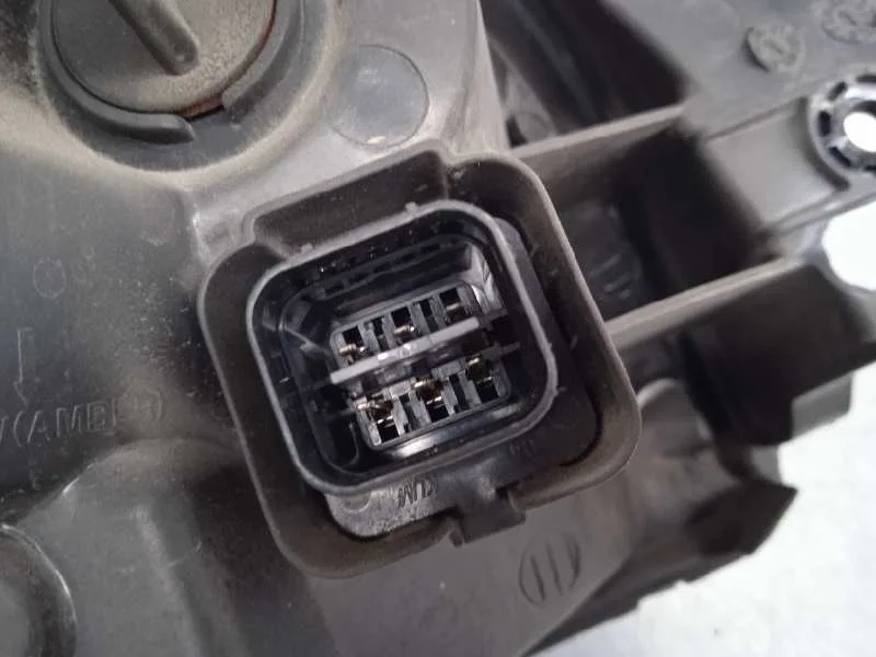 Faro Izquierdo para Hyundai Tucson (Jm)