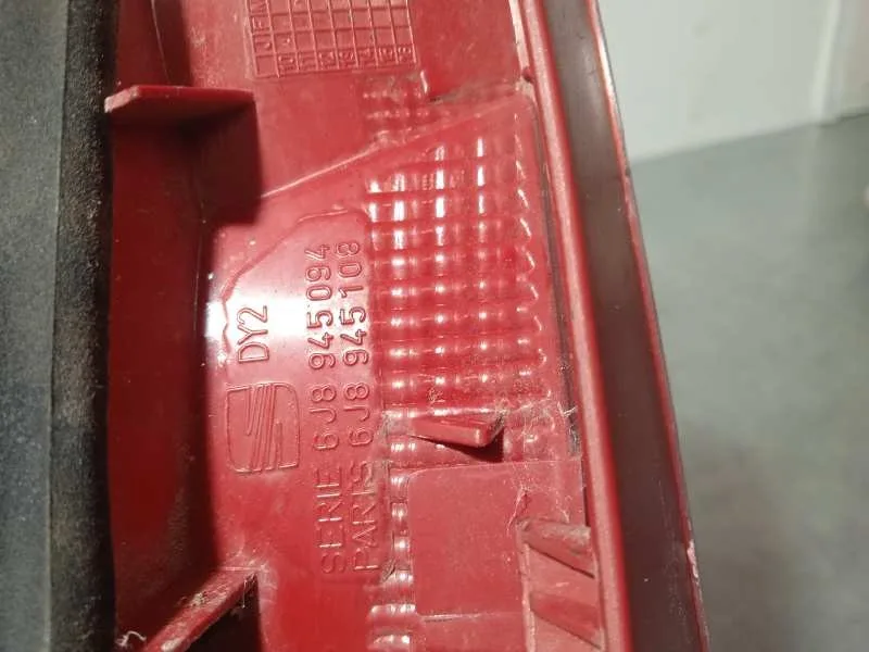 Piloto Trasero Derecho Interior para Seat Ibiza St (6J8)