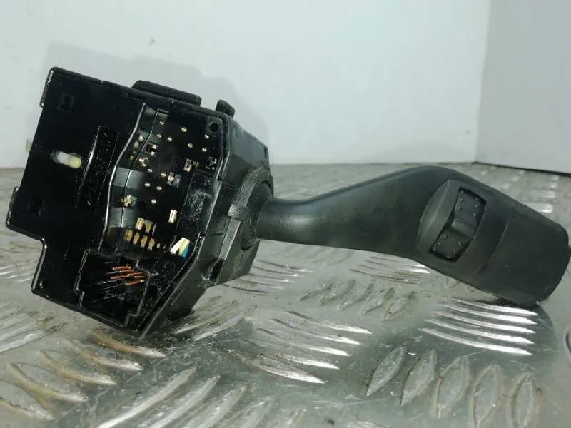 Mando Luces para Ford Focus Lim. (Cb4)