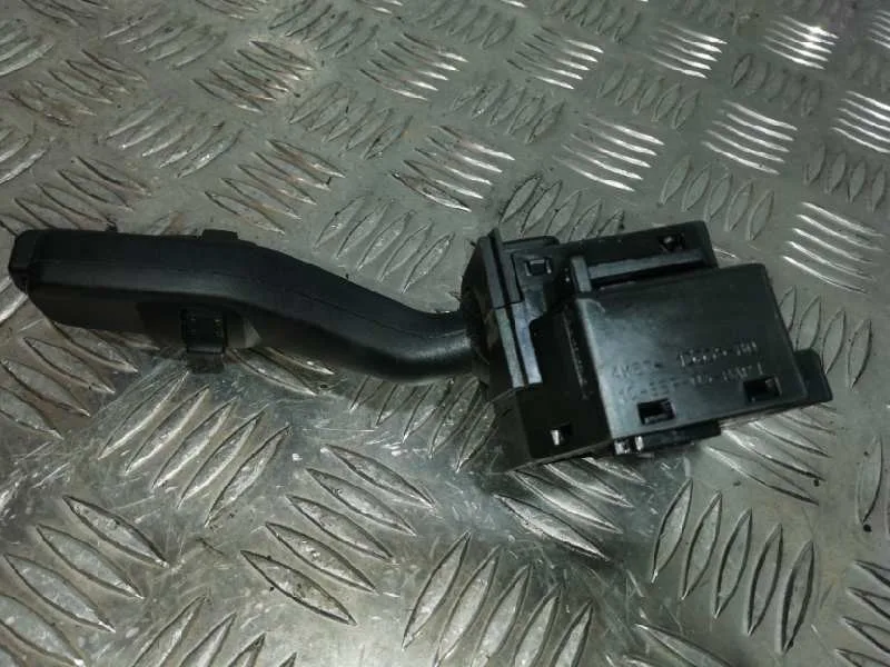 Mando Luces para Ford Focus Lim. (Cb4)