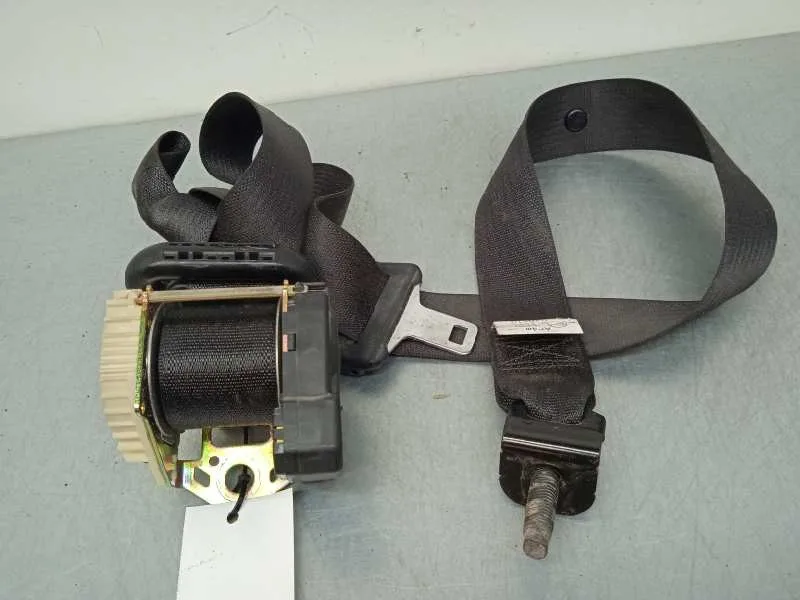 Cinturon Seguridad Trasero Derecho para Jeep Cherokee (Kj)