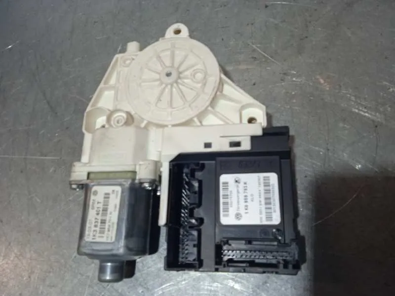Motor Elevalunas Delantero Izquierdo para Volkswagen Golf V Berlina (1K1)