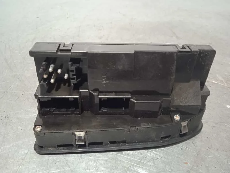 Mando Elevalunas Delantero Izquierdo para Bmw Serie 5 Berlina (E39)