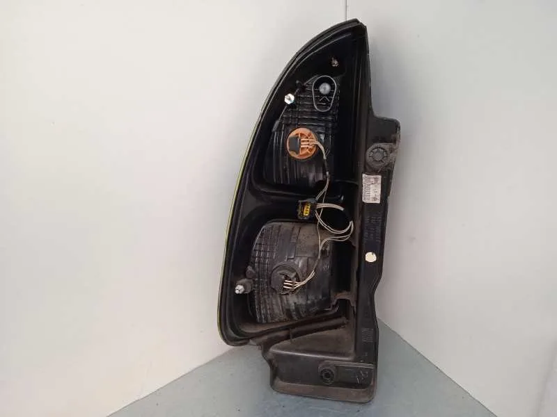 Piloto Trasero Derecho para Citroën C3 Picasso