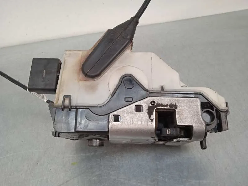 Cerradura Puerta Delantera Derecha para Peugeot 2008 (--.2013->)