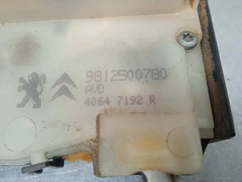 Cerradura Puerta Delantera Derecha para Peugeot 2008 (--.2013->)