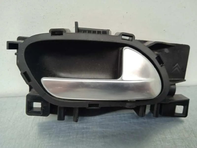 Maneta Interior Delantera Derecha para Peugeot 2008 (--.2013->)