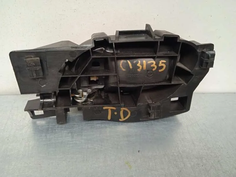 Maneta Interior Trasera Derecha para Peugeot 2008 (--.2013->)