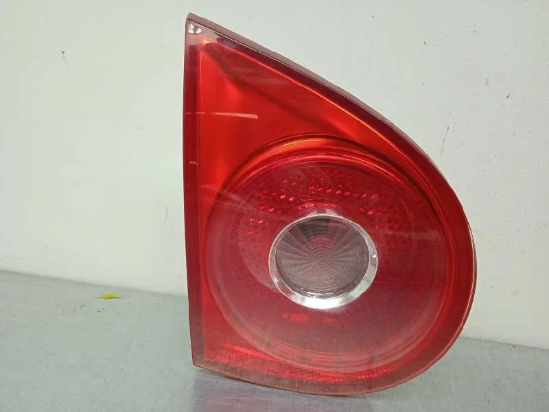 Piloto Trasero Izquierdo Interior para Volkswagen Golf V Berlina (1K1)