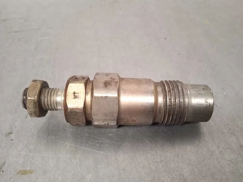 Inyector para Nissan Almera (N15)