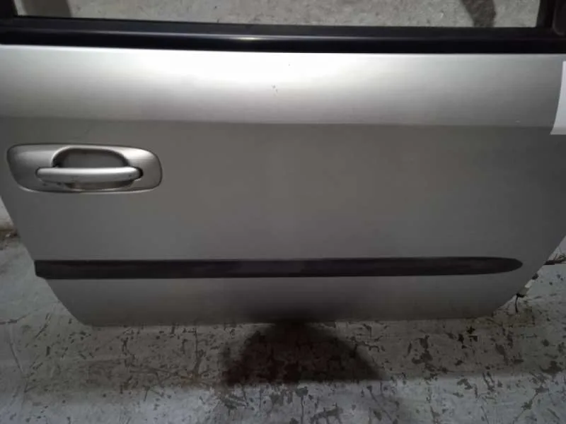 Puerta Delantera Derecha para Chrysler Voyager (Rg)