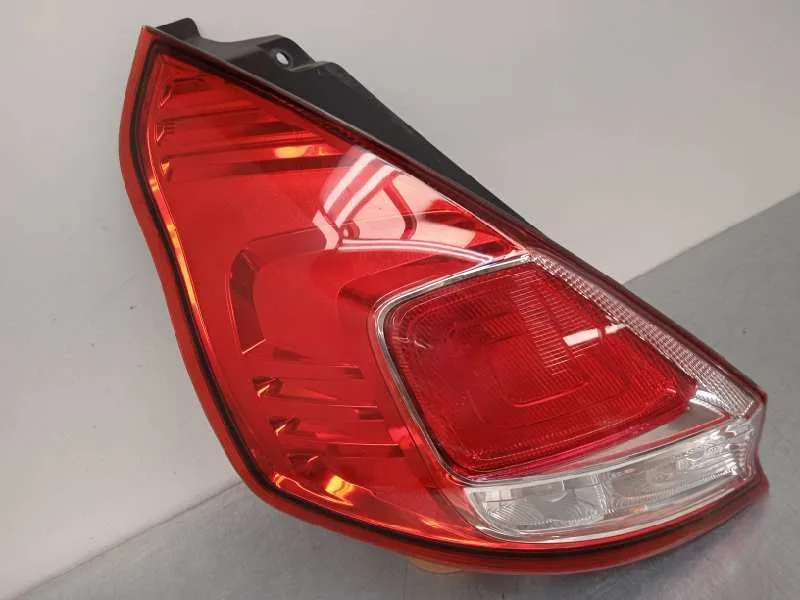 Piloto Trasero Izquierdo para Ford Fiesta (Ccn)