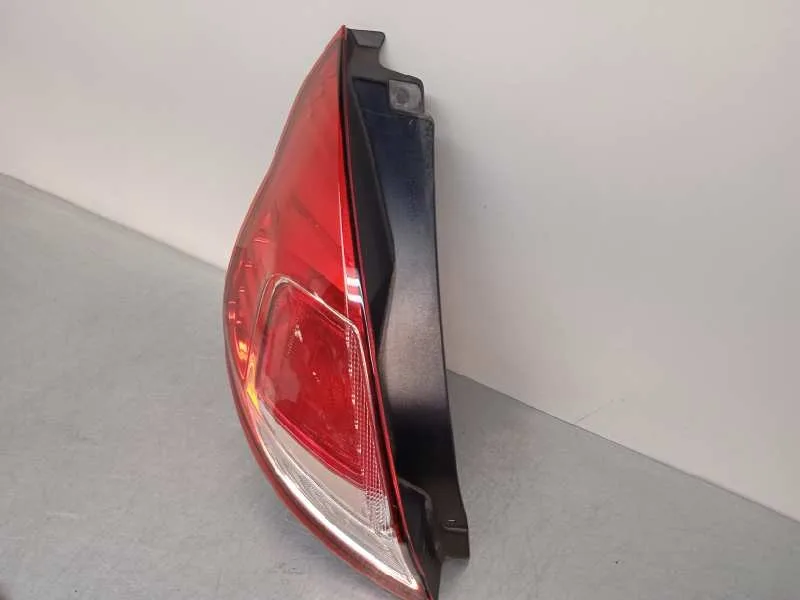 Piloto Trasero Izquierdo para Ford Fiesta (Ccn)